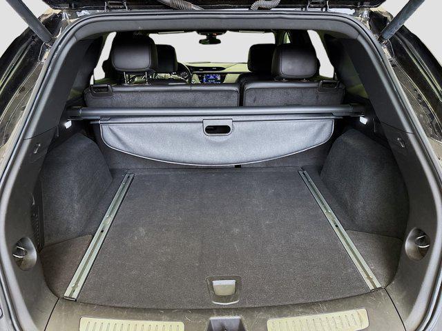 used 2024 Cadillac XT5 car, priced at $40,999