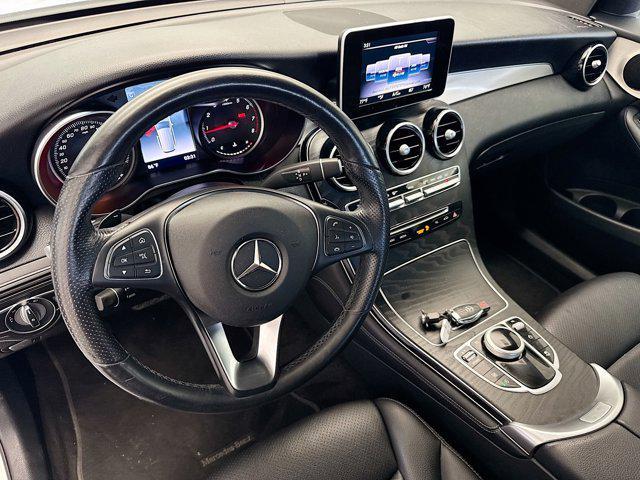 used 2019 Mercedes-Benz GLC 300 car
