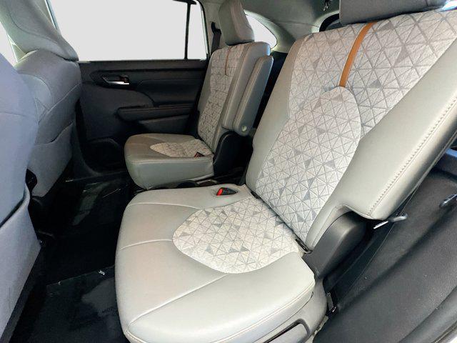 used 2022 Toyota Highlander Hybrid car, priced at $42,888