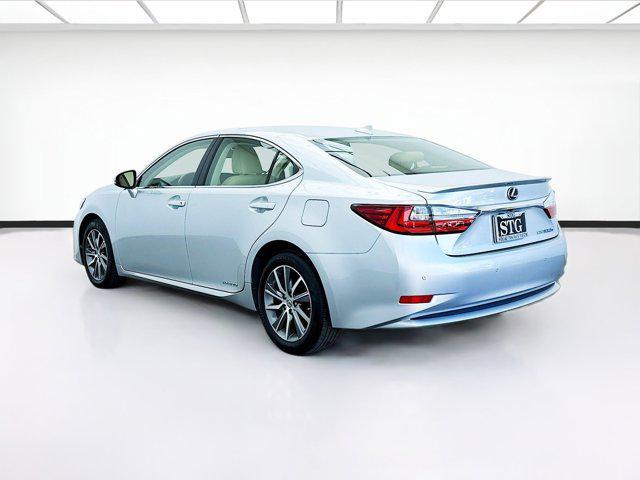 used 2016 Lexus ES 300h car, priced at $19,796