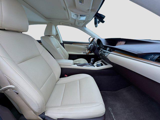 used 2016 Lexus ES 300h car, priced at $19,796