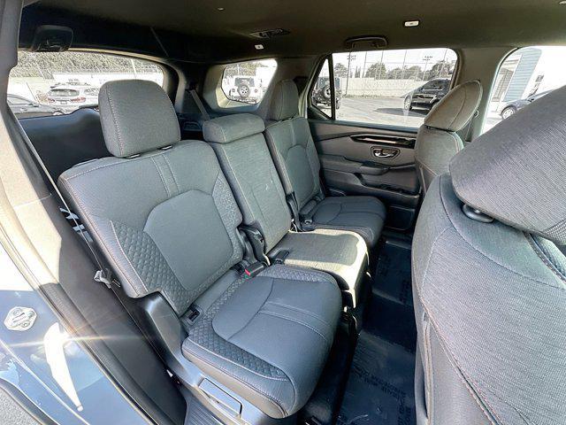 used 2023 Honda Pilot car, priced at $34,634