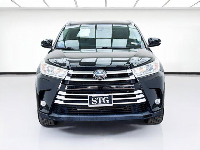 used 2018 Toyota Highlander car, priced at $24,977
