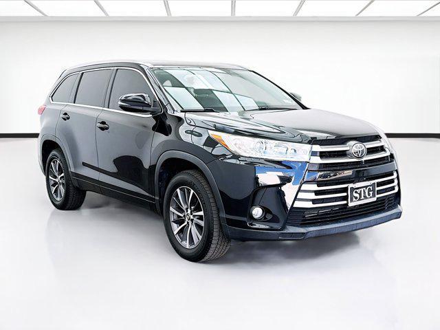 used 2018 Toyota Highlander car, priced at $24,977