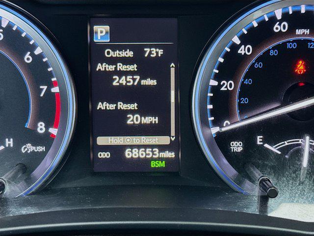 used 2018 Toyota Highlander car, priced at $24,977