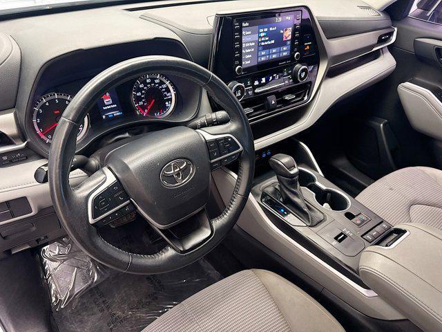 used 2022 Toyota Highlander car, priced at $30,599