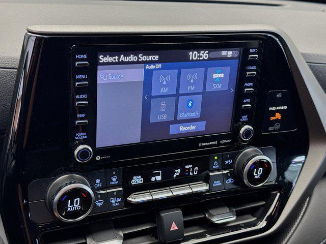 used 2022 Toyota Highlander car, priced at $29,395
