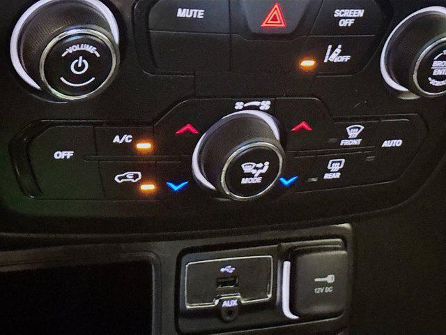 used 2021 Jeep Renegade car, priced at $14,998