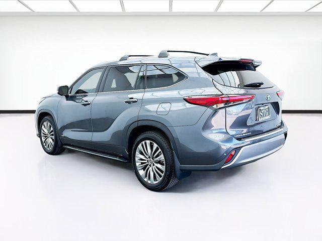 used 2023 Toyota Highlander Hybrid car, priced at $48,488