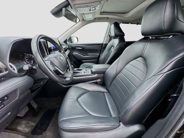 used 2023 Toyota Highlander car, priced at $37,798