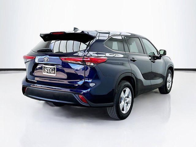 used 2022 Toyota Highlander car, priced at $29,777