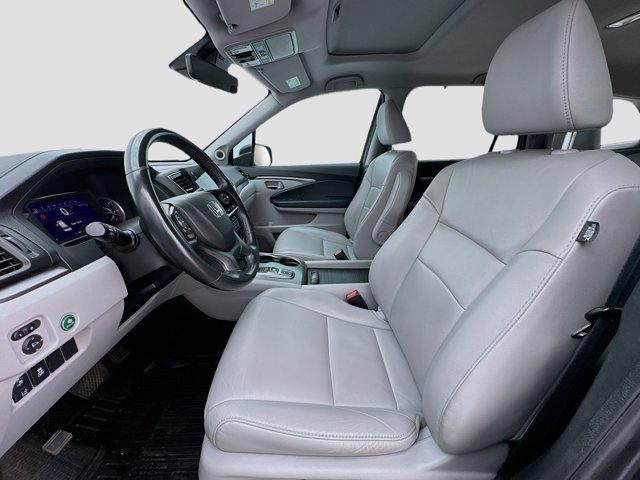 used 2022 Honda Pilot car, priced at $26,705