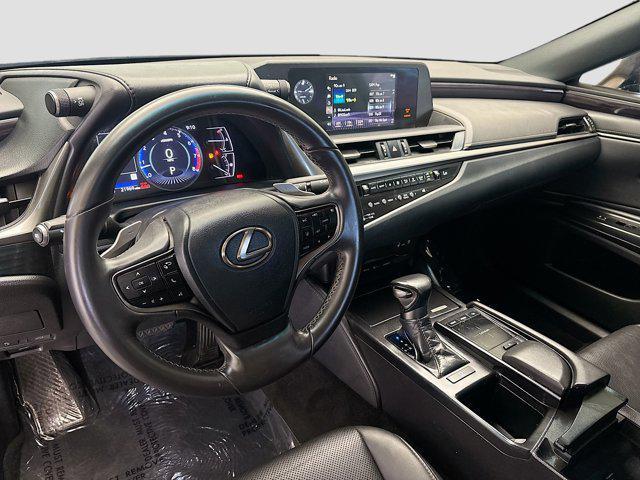 used 2020 Lexus ES 350 car, priced at $31,820