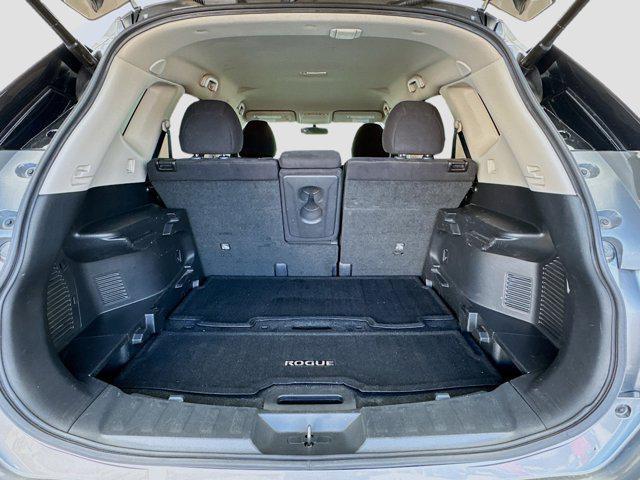 used 2015 Nissan Rogue car, priced at $13,104