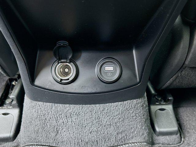 used 2023 Kia Sorento car, priced at $31,998