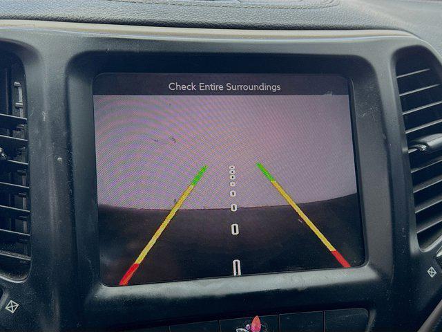 used 2014 Jeep Cherokee car, priced at $5,999