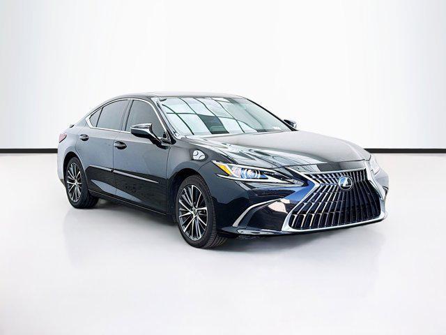 used 2022 Lexus ES 300h car, priced at $28,600