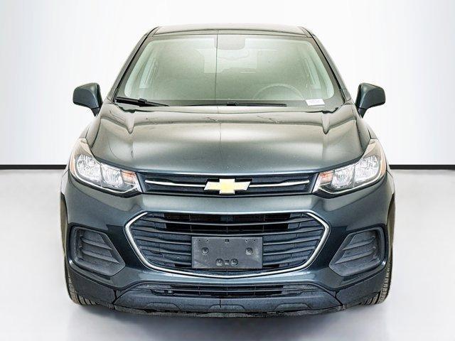 used 2022 Chevrolet Trax car, priced at $14,998