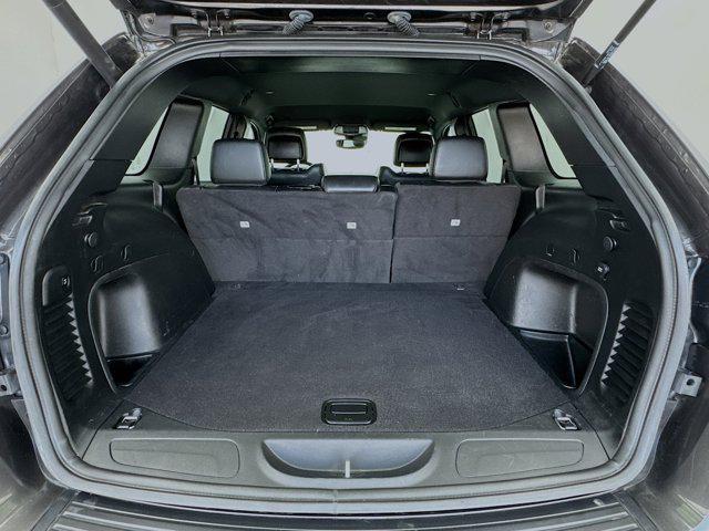 used 2021 Jeep Grand Cherokee car, priced at $21,995