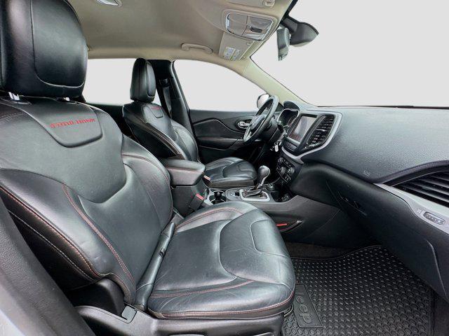 used 2015 Jeep Cherokee car, priced at $14,999