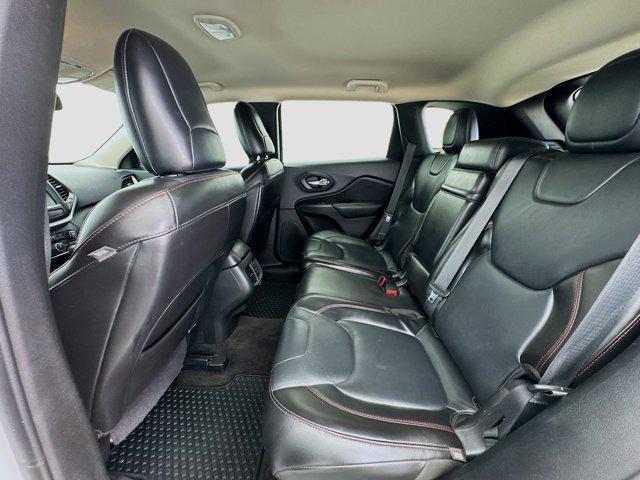 used 2015 Jeep Cherokee car, priced at $14,999