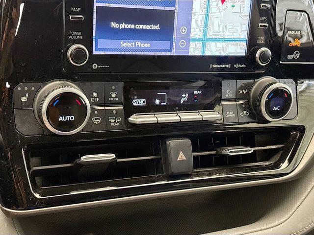 used 2020 Toyota Highlander Hybrid car, priced at $29,888