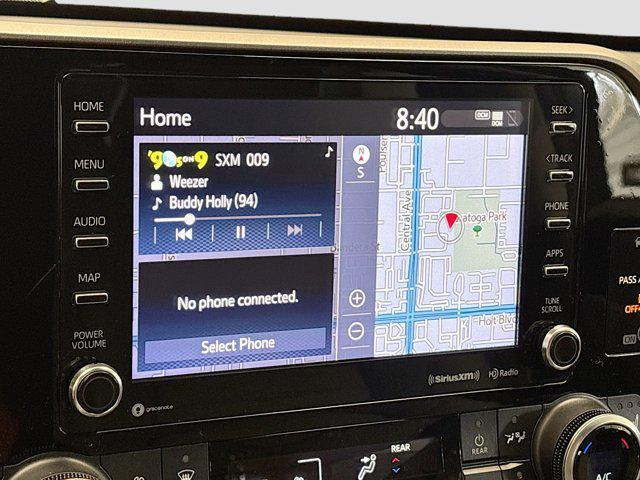 used 2020 Toyota Highlander Hybrid car, priced at $29,888