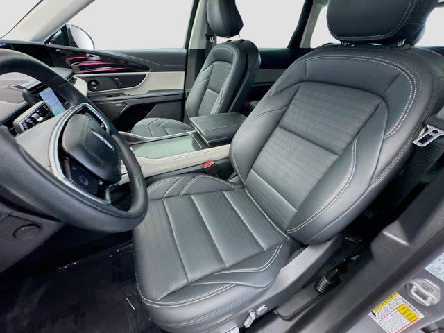 used 2025 Lincoln Nautilus car, priced at $60,888