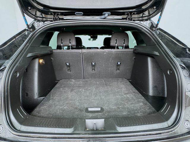 used 2024 Chevrolet Trax car