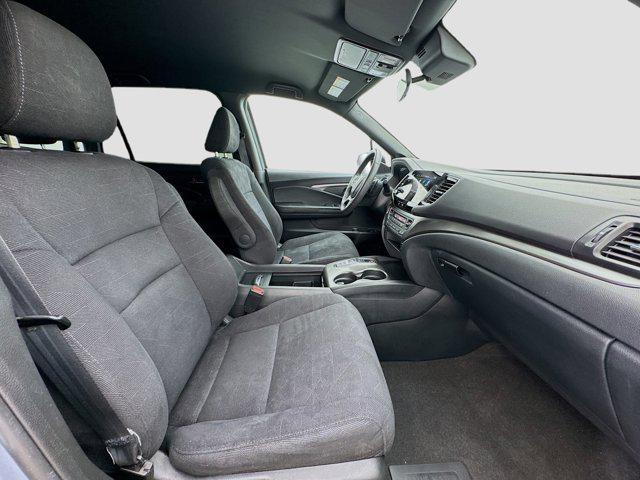 used 2022 Honda Pilot car, priced at $25,488