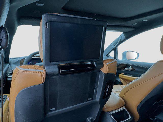 used 2022 Chrysler Pacifica car, priced at $33,300
