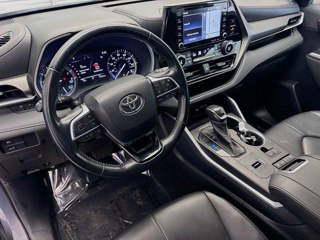 used 2021 Toyota Highlander car, priced at $24,450
