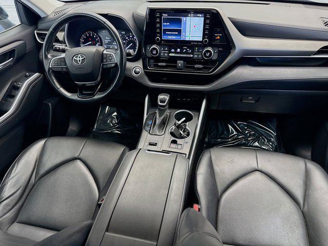 used 2021 Toyota Highlander car, priced at $24,450