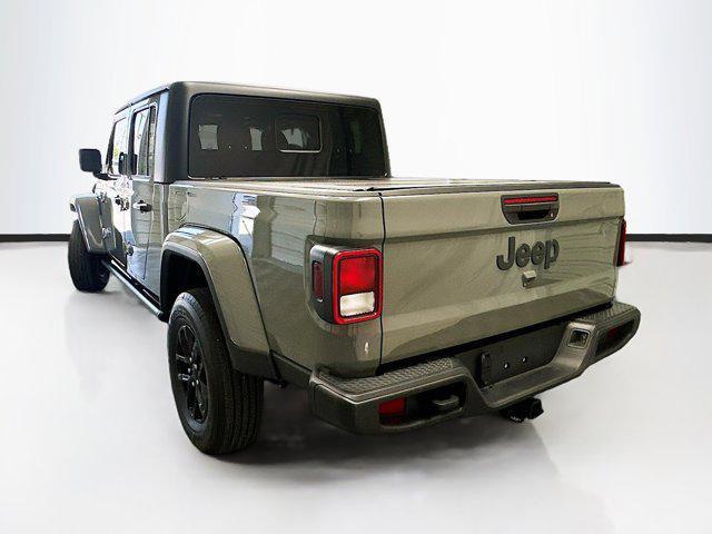 used 2022 Jeep Gladiator car, priced at $33,040