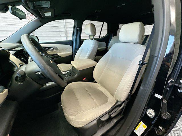 used 2022 Chevrolet Traverse car, priced at $22,950