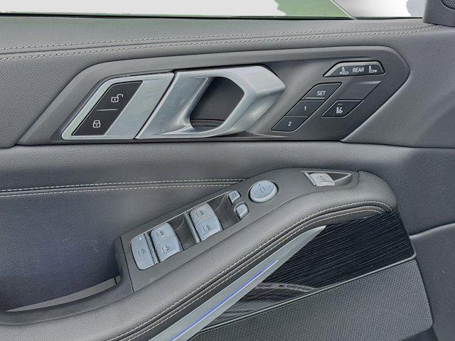 used 2024 BMW X7 car, priced at $76,288
