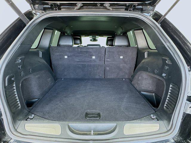 used 2018 Jeep Grand Cherokee car, priced at $17,322