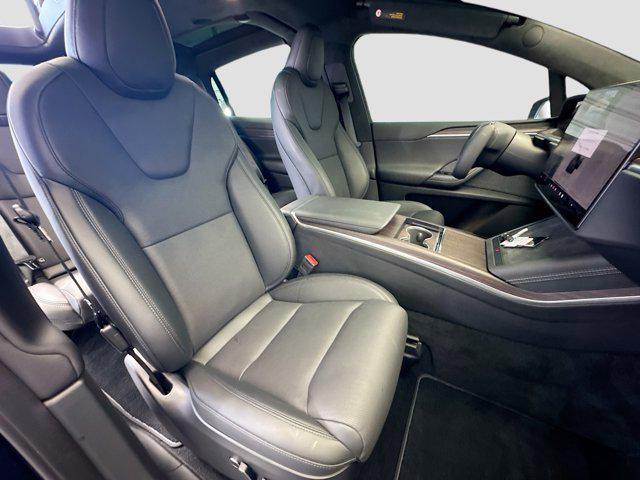 used 2025 Tesla Model X car, priced at $75,999