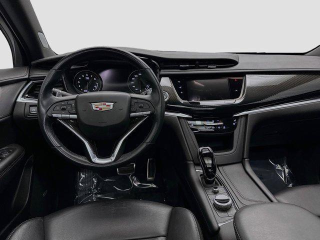 used 2021 Cadillac XT6 car, priced at $38,388