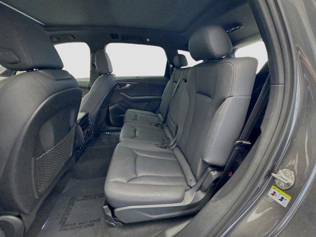 used 2021 Audi Q7 car