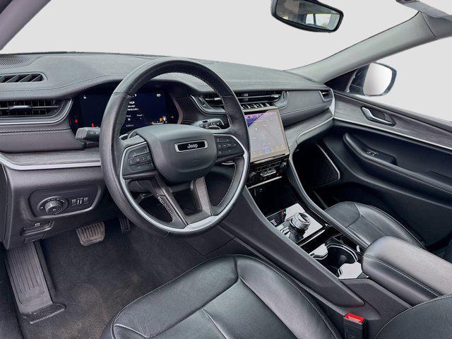 used 2022 Jeep Grand Cherokee car, priced at $29,288