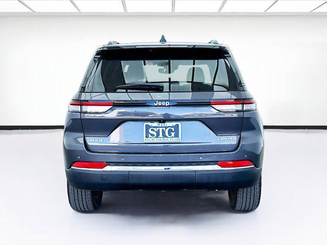 used 2022 Jeep Grand Cherokee car, priced at $29,288
