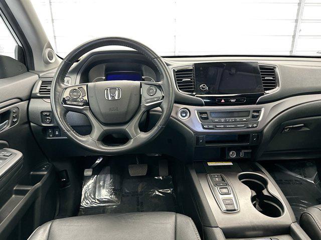 used 2022 Honda Pilot car, priced at $32,333