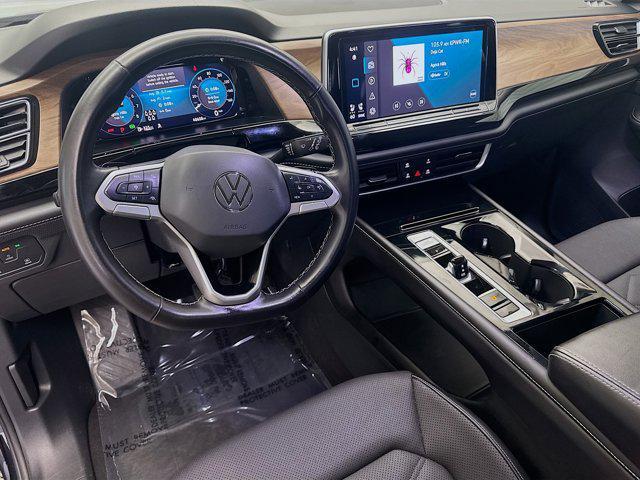 used 2024 Volkswagen Atlas car, priced at $31,888