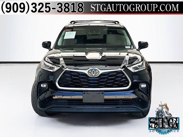 used 2021 Toyota Highlander car, priced at $32,488