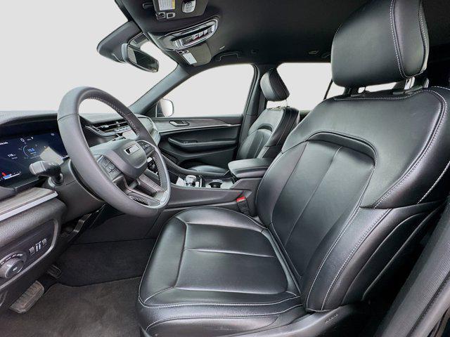 used 2024 Jeep Grand Cherokee car, priced at $37,880