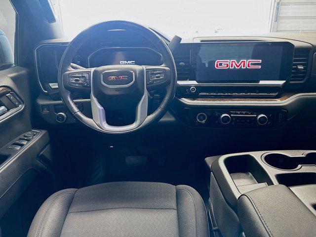 used 2022 GMC Sierra 1500 car, priced at $38,854