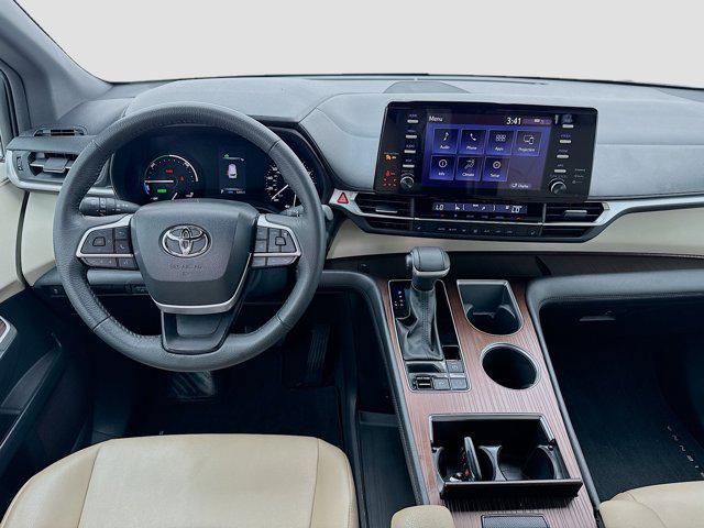 used 2023 Toyota Sienna car, priced at $53,888