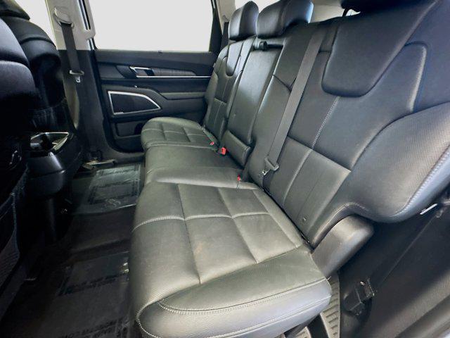used 2024 Kia Telluride car, priced at $32,888