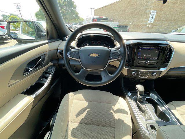 used 2023 Chevrolet Traverse car, priced at $29,388
